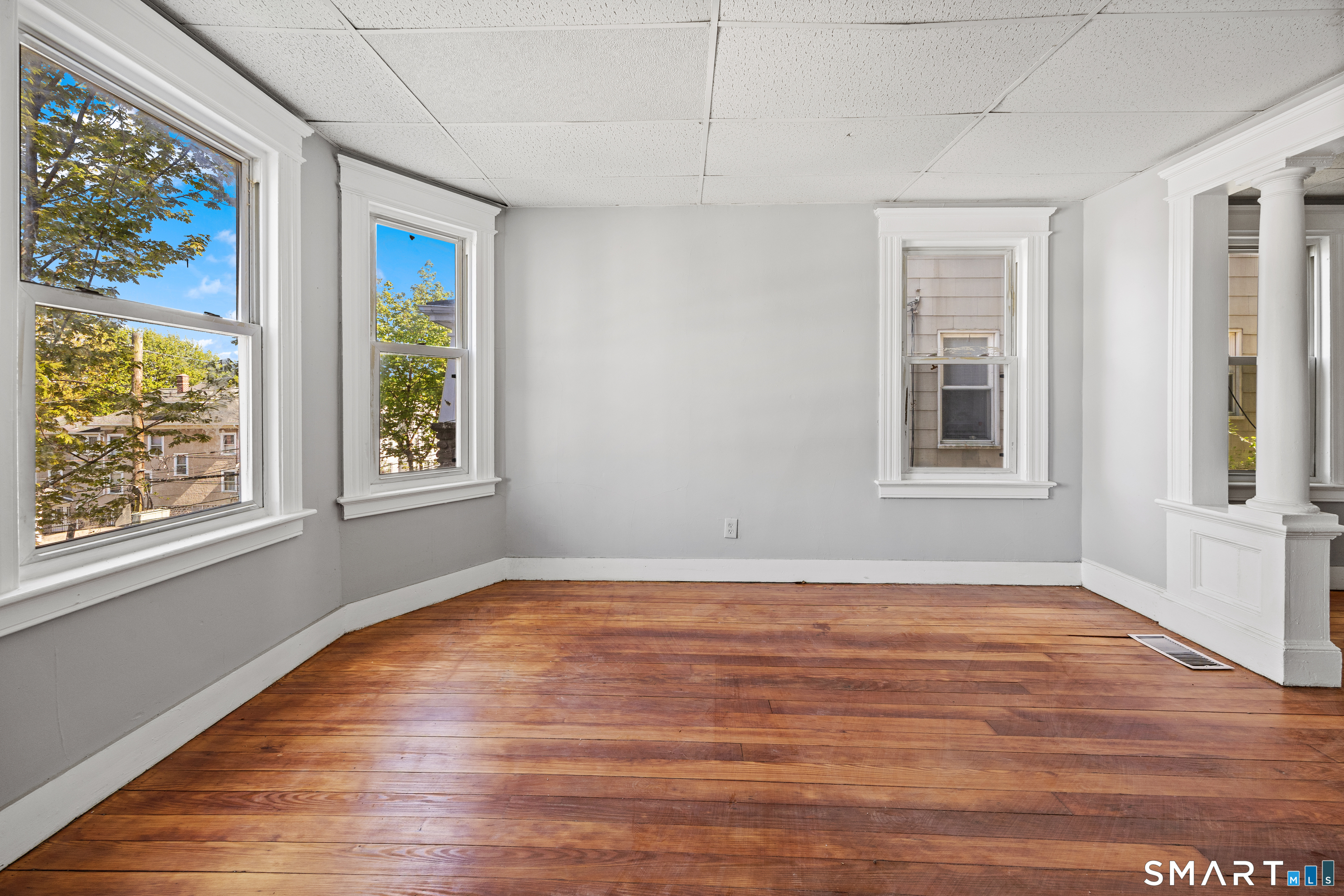 500 Wilson Street Waterbury, CT 06708 - Photo 4 of 38