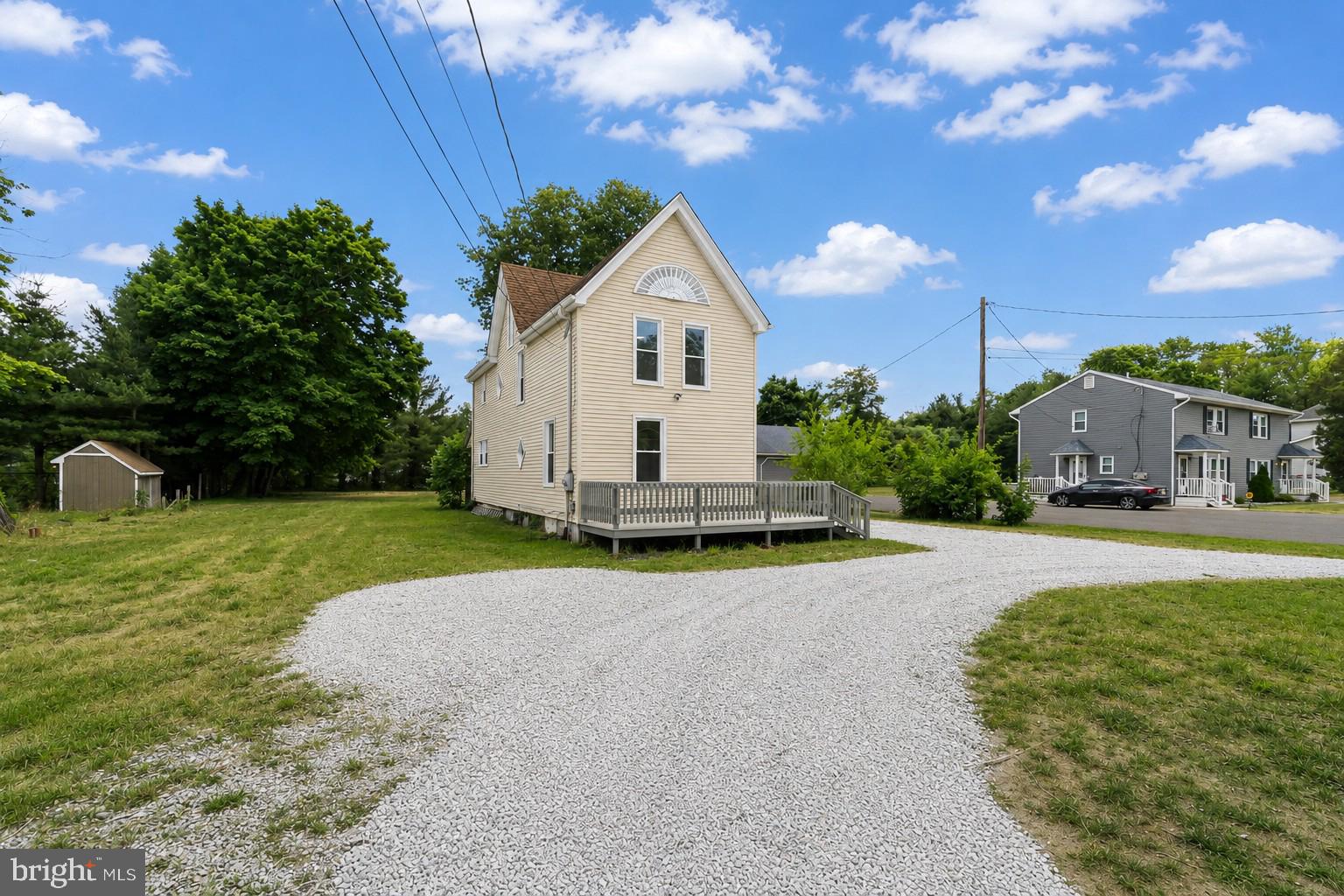 1551 South Main Road Vineland, NJ 08360 - Photo 21 of 24 Charming home with spacious yard.