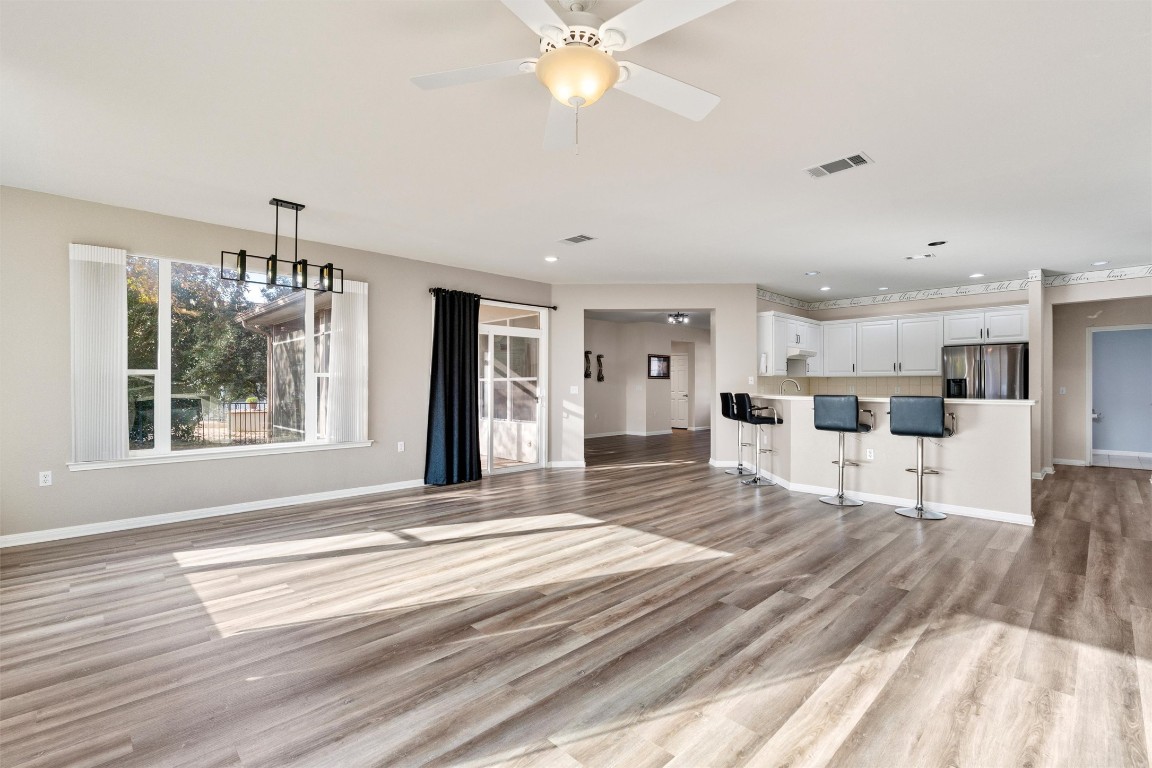 122 Nolan Drive Georgetown, TX 78633 - Photo 9 of 35 a living room with furniture and window