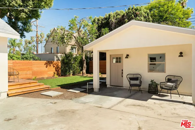 $1,495,000 | 4606 10th Avenue, Los Angeles, CA 90043