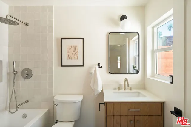 $1,495,000 | 4606 10th Avenue, Los Angeles, CA 90043