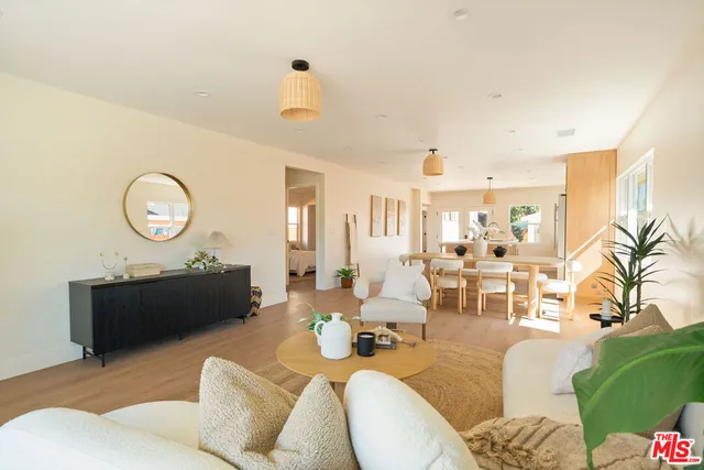 $1,495,000 | 4606 10th Avenue, Los Angeles, CA 90043