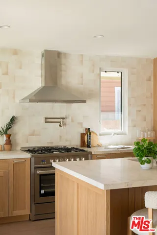 $1,495,000 | 4606 10th Avenue, Los Angeles, CA 90043