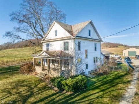 2158 Stonecreek Road New Philadelphia, OH 44663 - Photo 2 of 5 Side of home