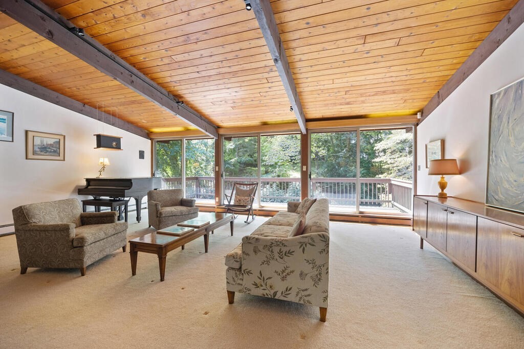 23 Ravine Road Winchester, MA 01890 - Photo 3 of 31