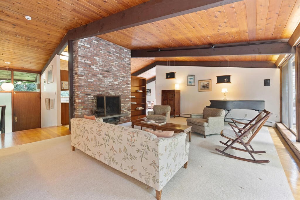 23 Ravine Road Winchester, MA 01890 - Photo 4 of 31