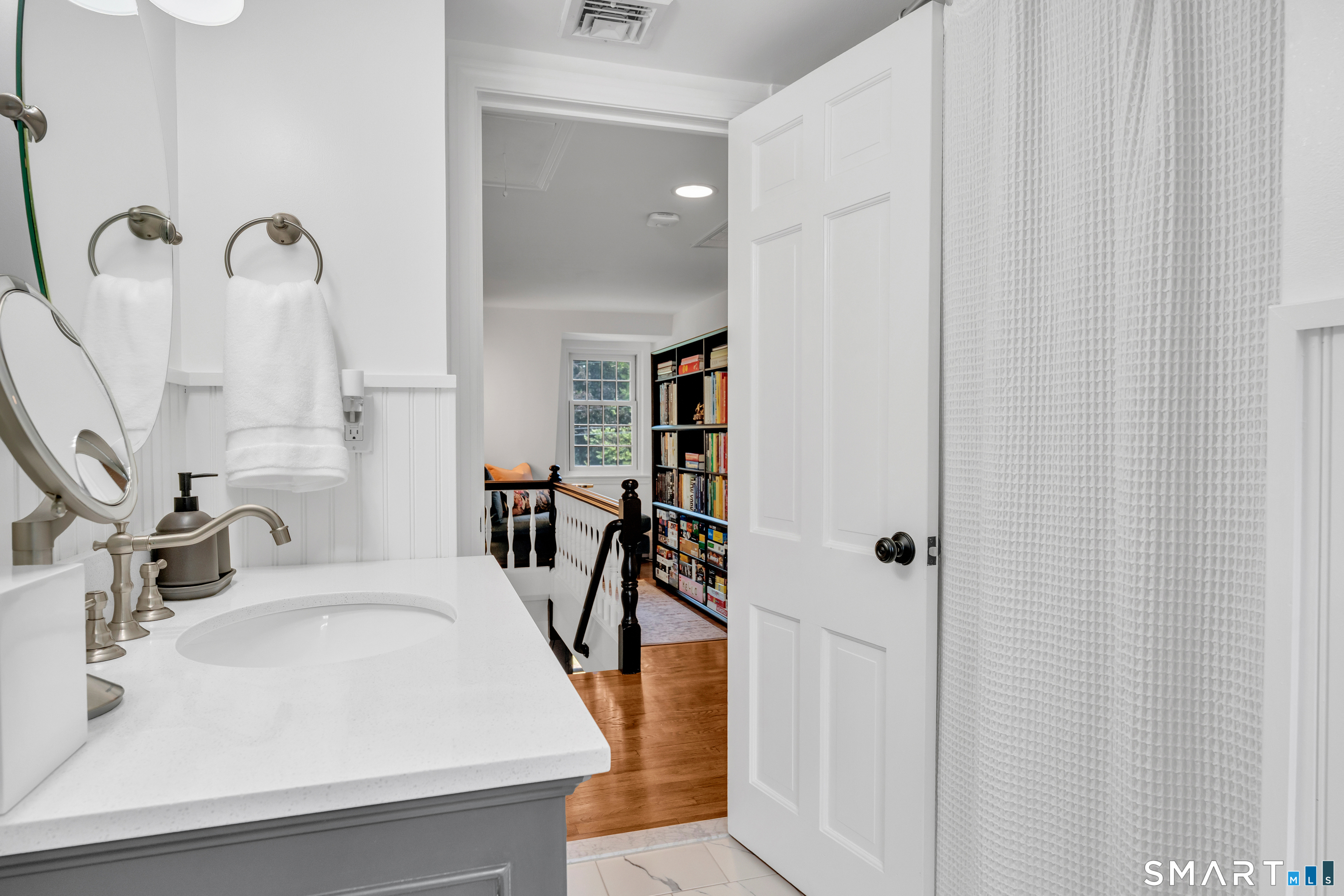 33 River Edge Farms Road Madison, CT 06443 - Photo 28 of 40 Beautifully finished to provide both style and convenience for family and guests.