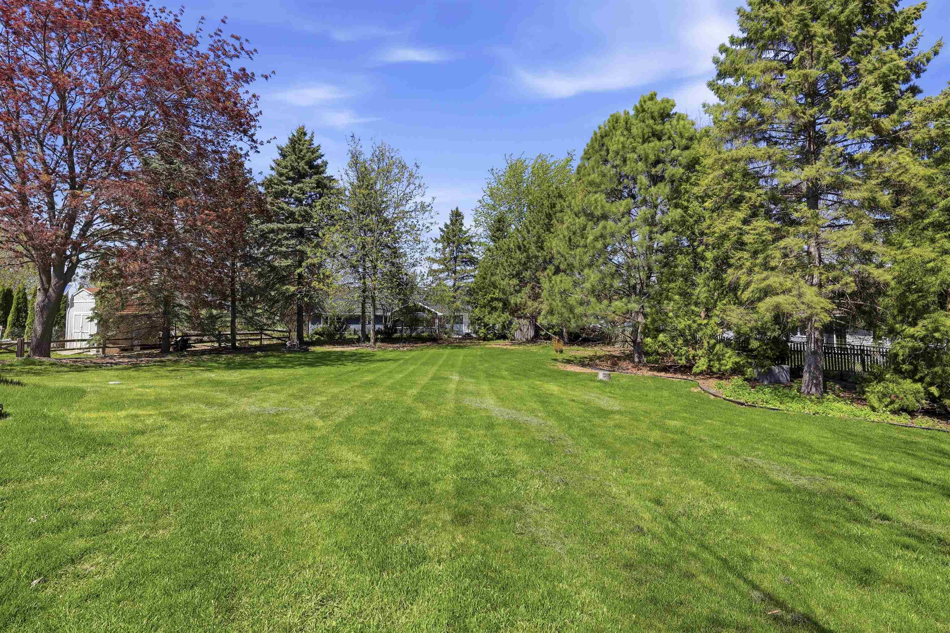 W2944 Northbrook Court Appleton, WI 54915 - Photo 4 of 35