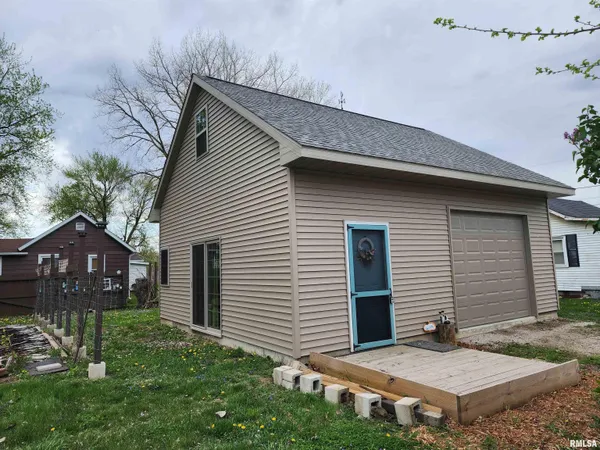 $29,500 | 711 North Madison Street, Lincoln, IL 62656