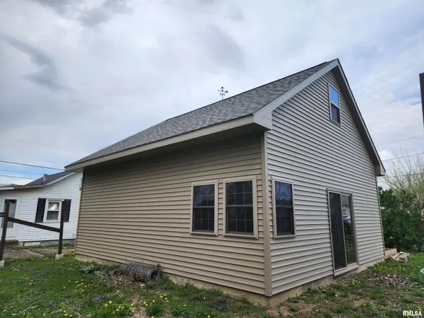 $29,500 | 711 North Madison Street, Lincoln, IL 62656