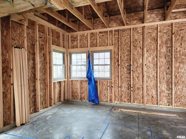 $29,500 | 711 North Madison Street, Lincoln, IL 62656