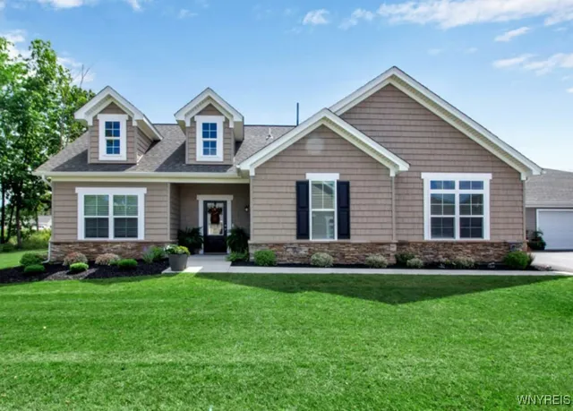 $519,900 | 5665 Southwestern Boulevard, Unit 14B, Hamburg, NY 14075