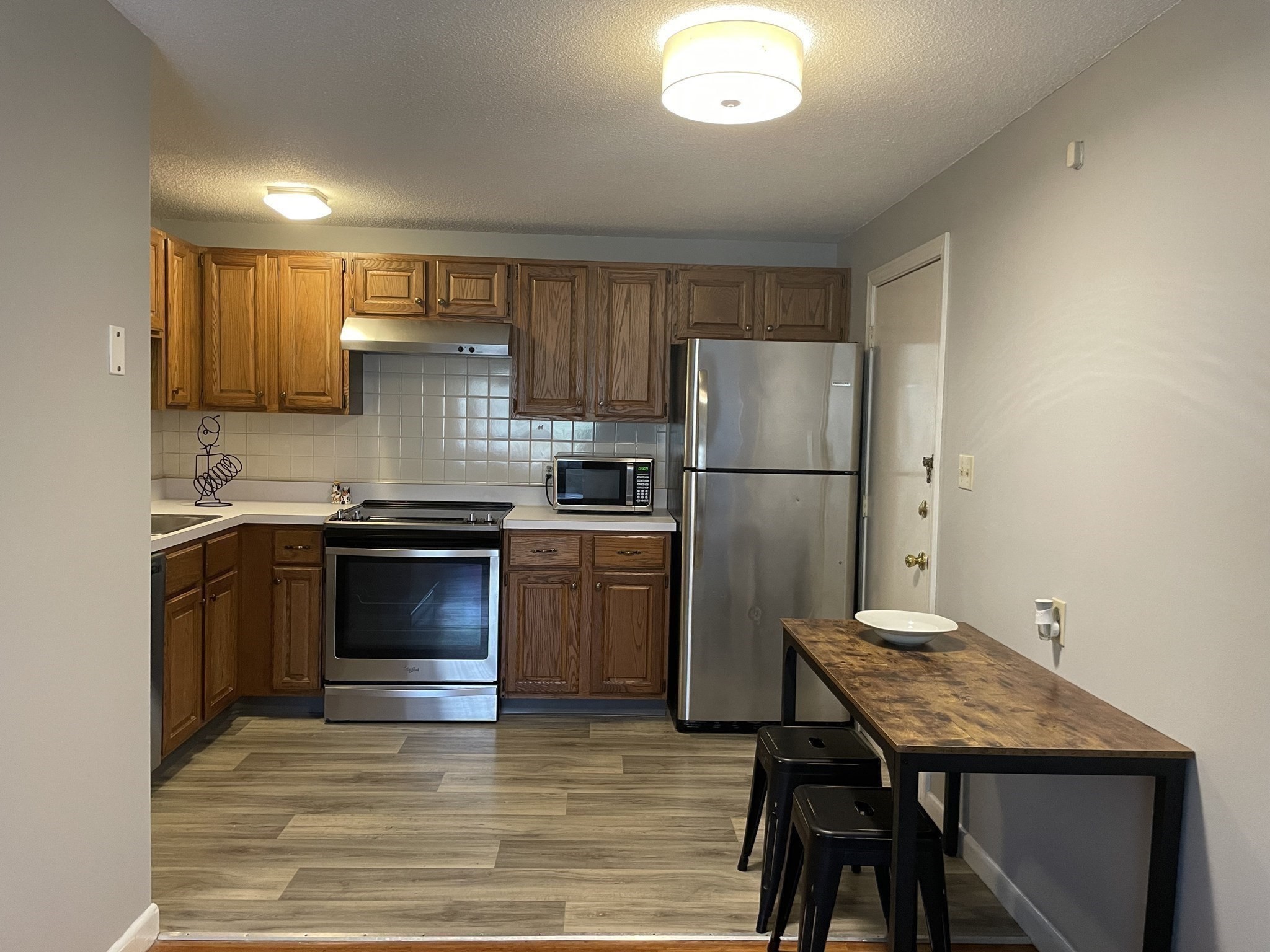 230 Chickering Road, Unit 12 North Andover, MA 01845 - Photo 9 of 22 Gallery Image 9