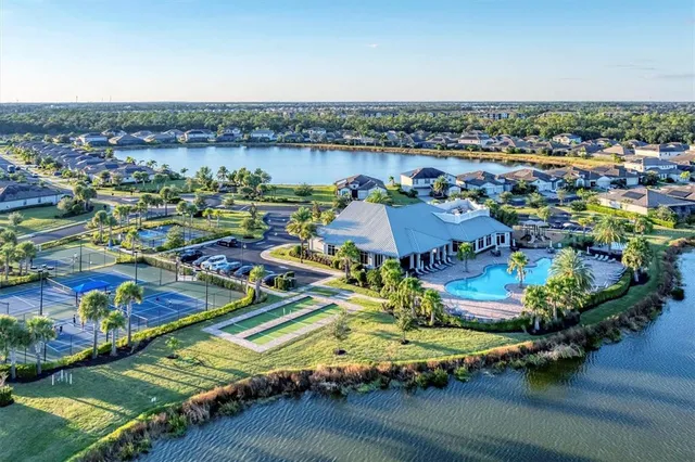 $780,000 | 18013 Polo Trail, Bradenton, FL 34211