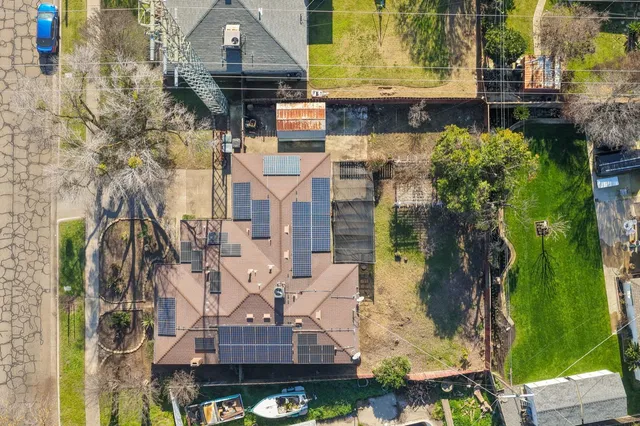 $300,000 | 3117 North 8th Street, Fresno, CA 93703