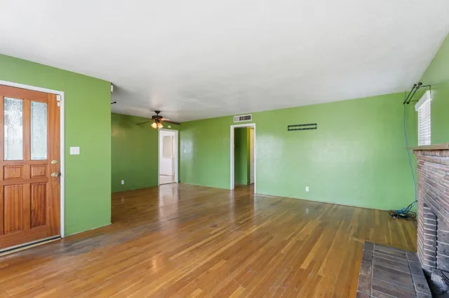 $300,000 | 3117 North 8th Street, Fresno, CA 93703