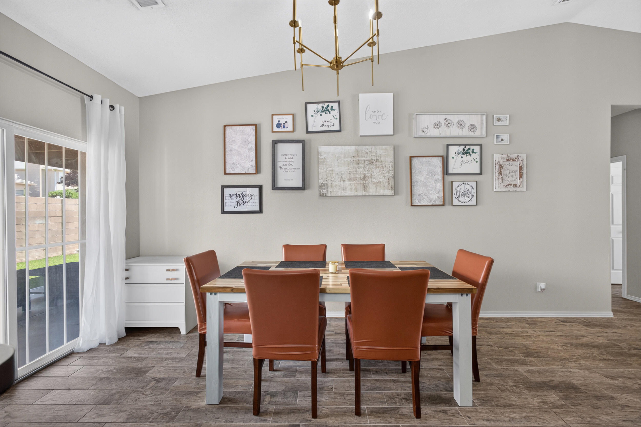 6601 Vista Del Rancho Road Northeast Albuquerque, NM 87113 - Photo 13 of 40 Gallery Image 13