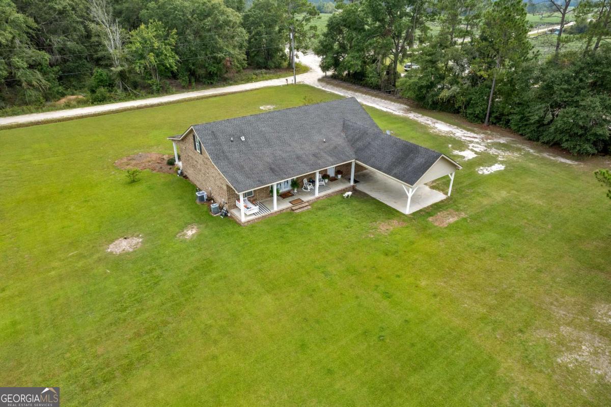 1821 Kellers Road Blackshear, GA 31516 - Photo 6 of 25
