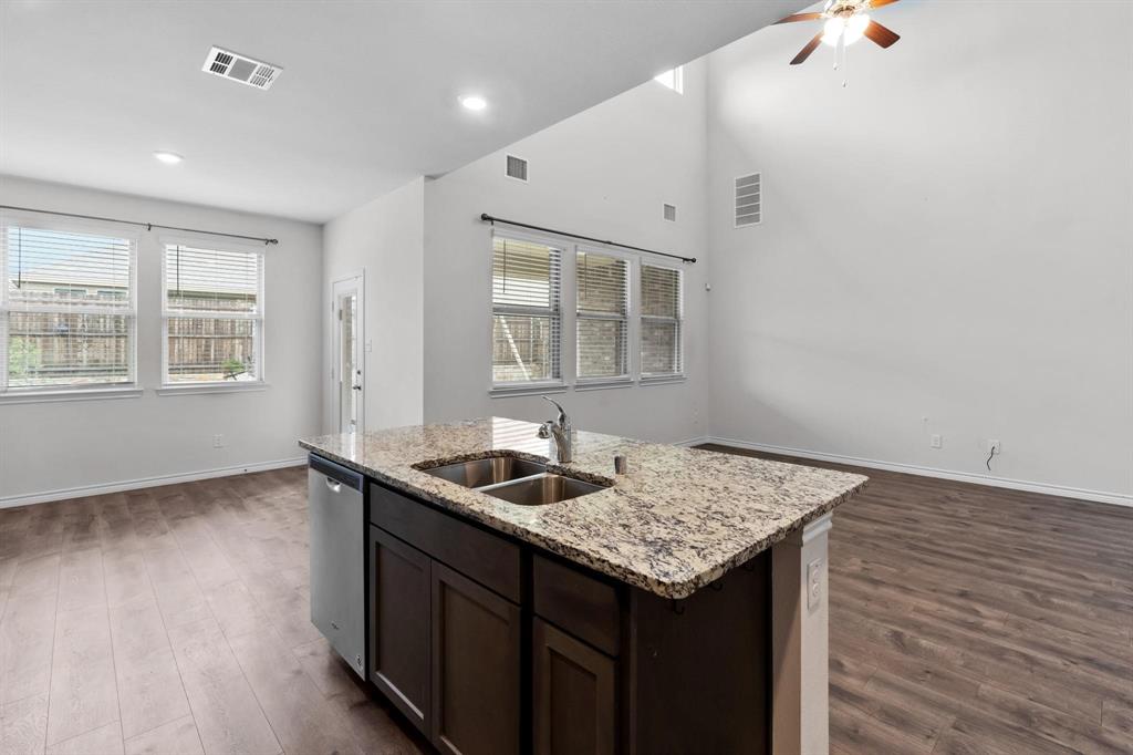 606 Rawhide Way Princeton, TX 75407 - Photo 8 of 23
