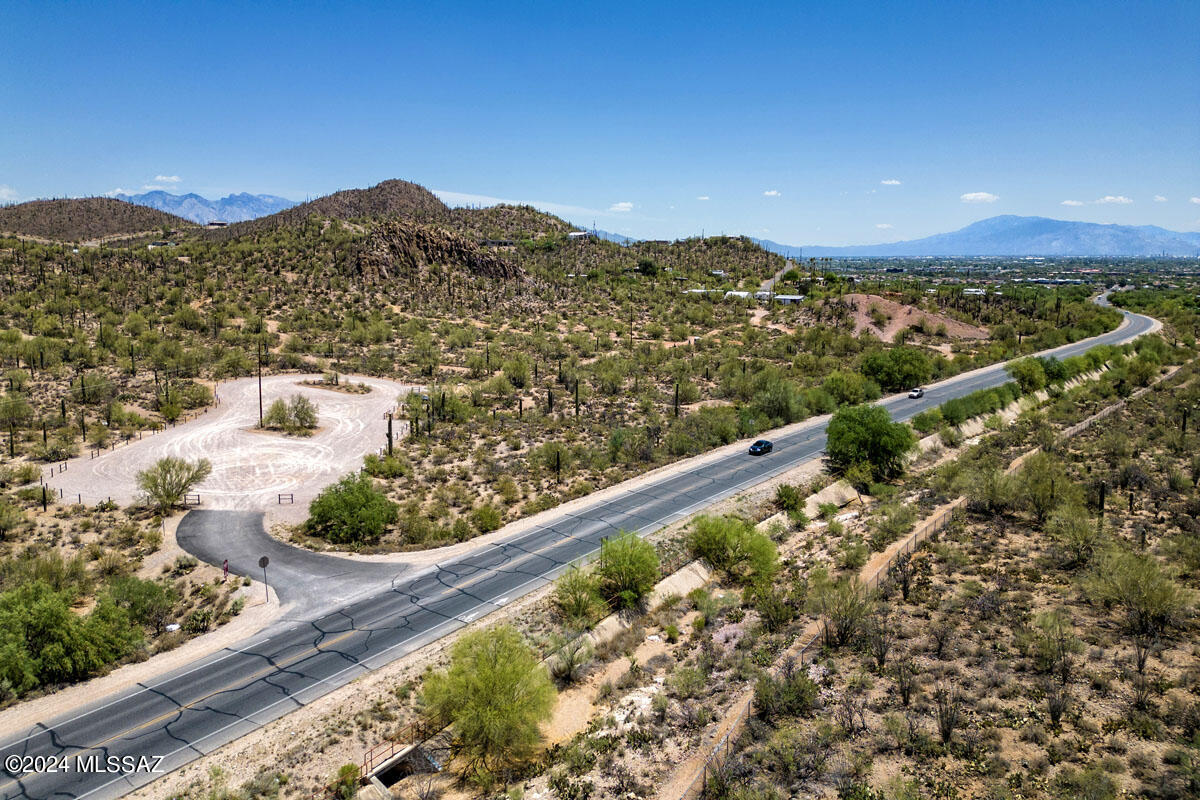6306 South Rigby Way Tucson, AZ 85746 - Photo 5 of 8