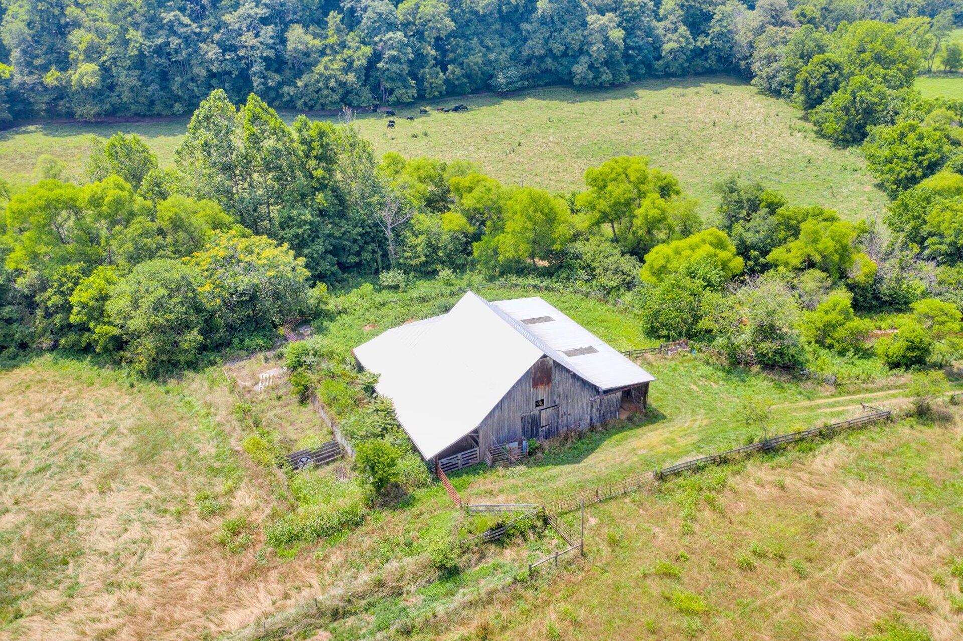 BARN