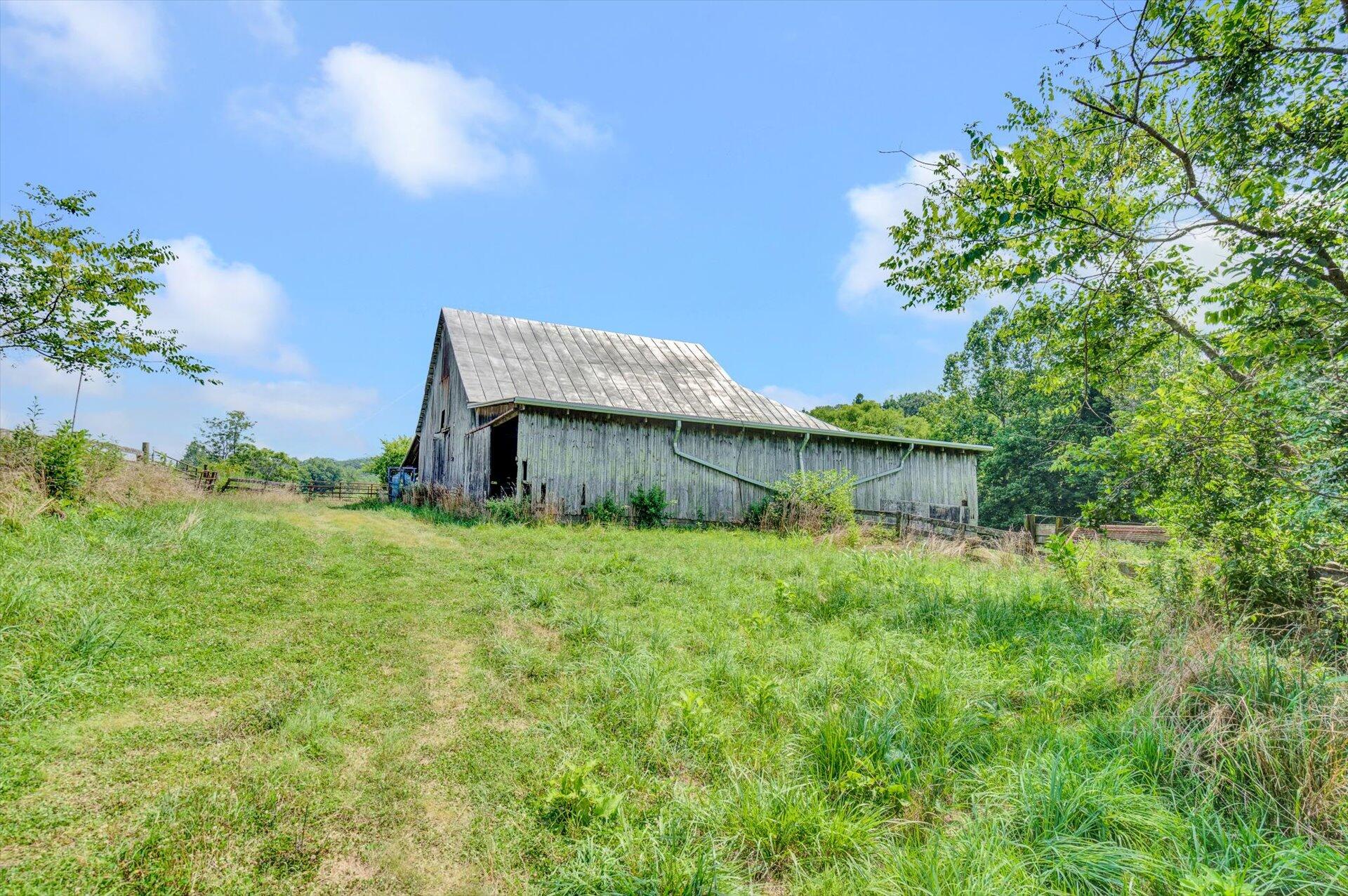 0 Dillons Mill Road Callaway, VA 24067 - Photo 9 of 16 BARN
