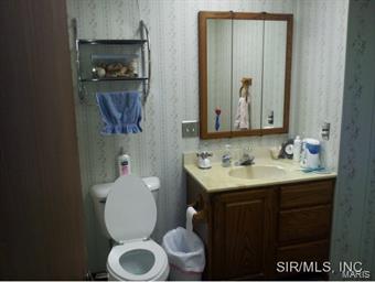 10333 Paradise Road Chester, IL 62233 - Photo 21 of 24