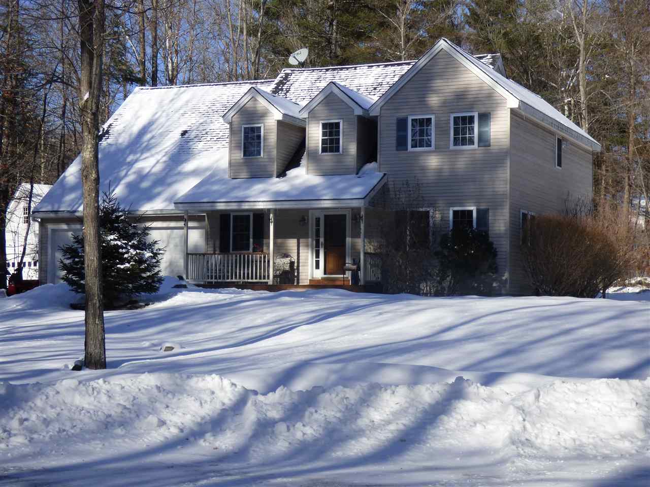 14 Dudley Road Wolfeboro, NH 03894 - Photo 1 of 38 Gallery Image 1