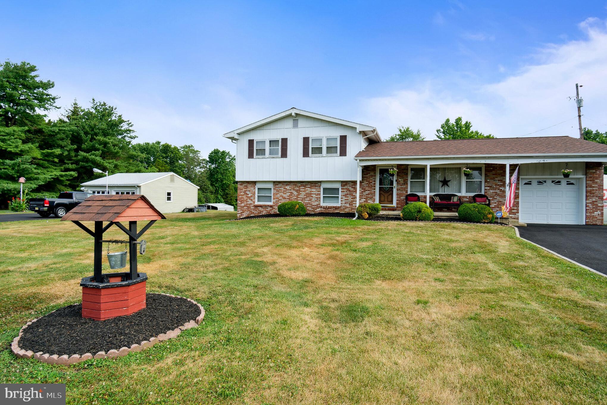 111 Springfield Meeting House Road Jobstown, NJ 08041 - Photo 2 of 36