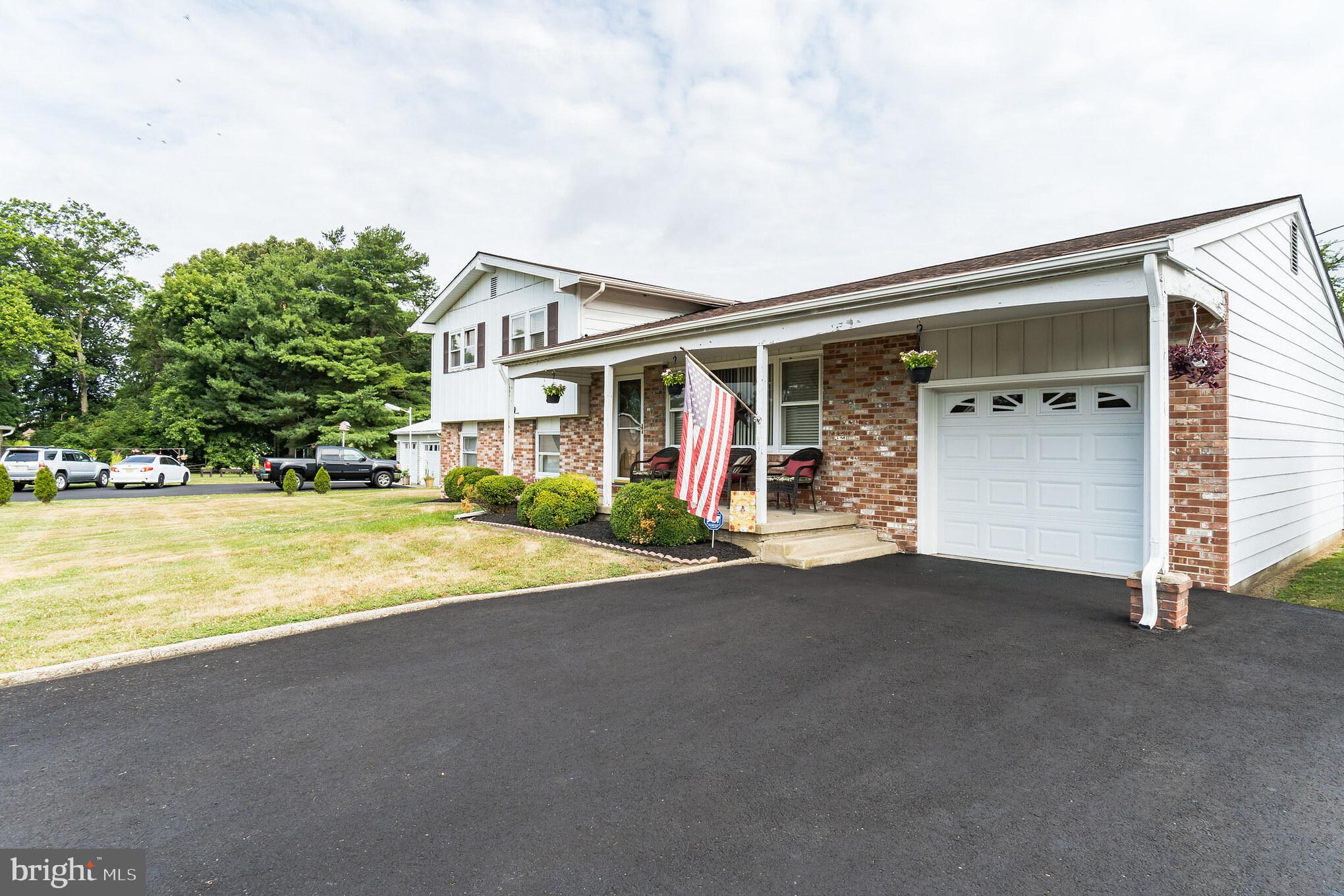 111 Springfield Meeting House Road Jobstown, NJ 08041 - Photo 4 of 36