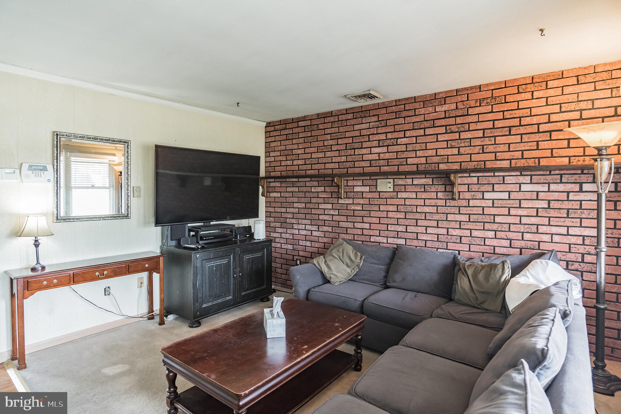 111 Springfield Meeting House Road Jobstown, NJ 08041 - Photo 8 of 36