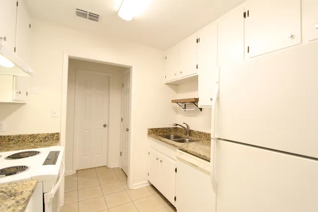 $1,450 | 617 North Magnolia Drive, Tallahassee, FL 32308