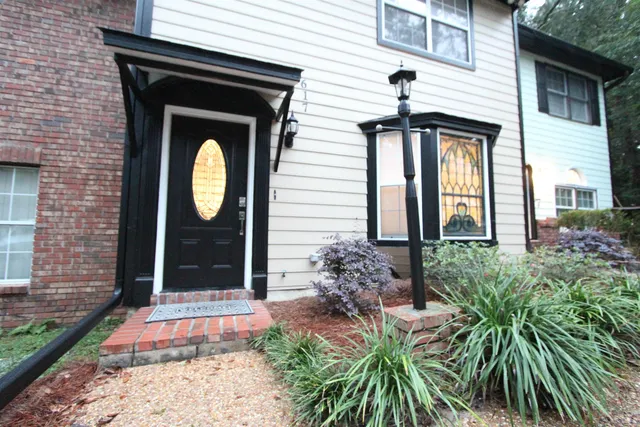 $1,450 | 617 North Magnolia Drive, Tallahassee, FL 32308