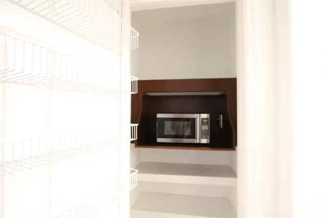 $1,450 | 617 North Magnolia Drive, Tallahassee, FL 32308