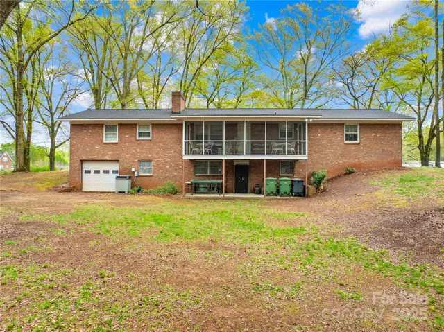 $1,125,000 | 322 South Main Street, Shelby, NC 28152