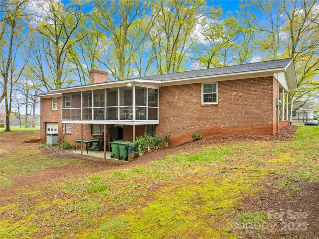 $1,125,000 | 322 South Main Street, Shelby, NC 28152