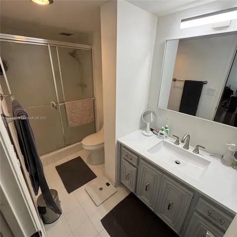 $1,950 | 7011 Environ Boulevard, Unit 314, Lauderhill, FL 33319