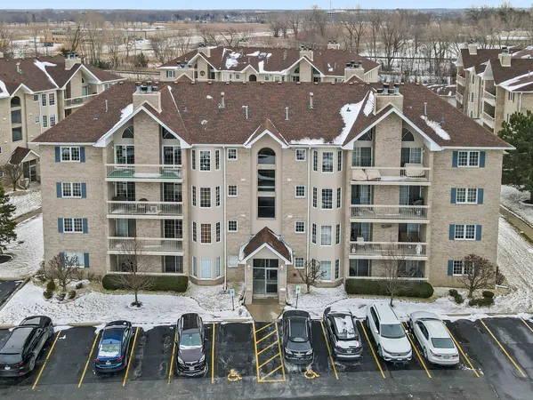 $269,222 | 7759 Bristol Park Drive, Unit 2SE, Tinley Park, IL 60477