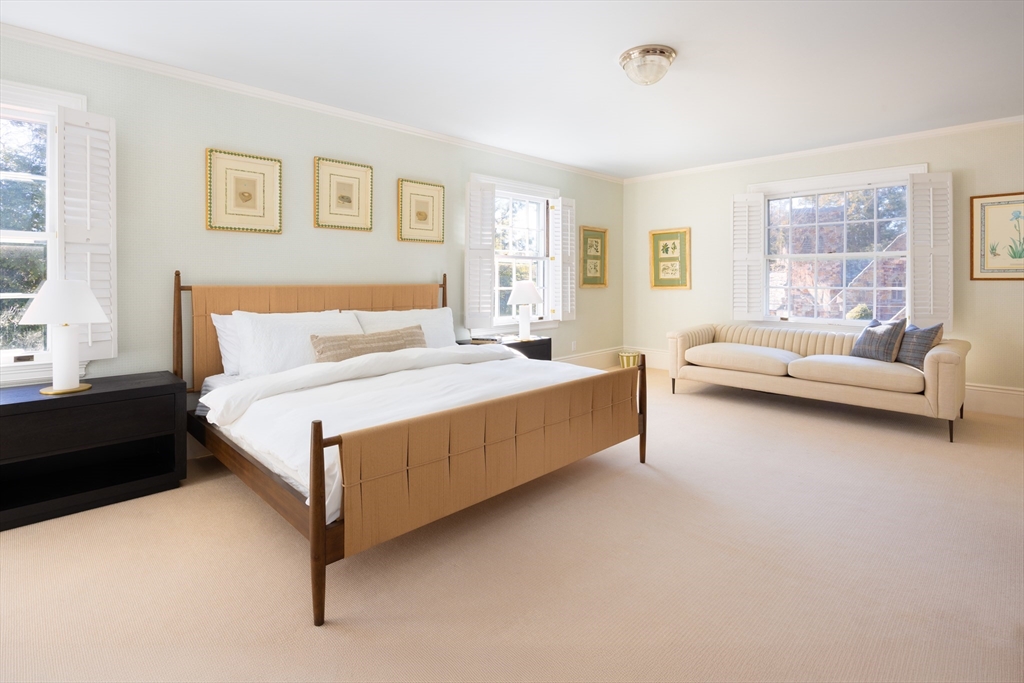 27 Suffolk Road Newton, MA 02467 - Photo 11 of 20