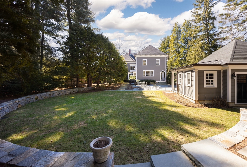 27 Suffolk Road Newton, MA 02467 - Photo 19 of 20