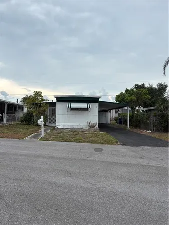 $69,900 | 6580 Seminole Boulevard, Unit 102, Seminole, FL 33772