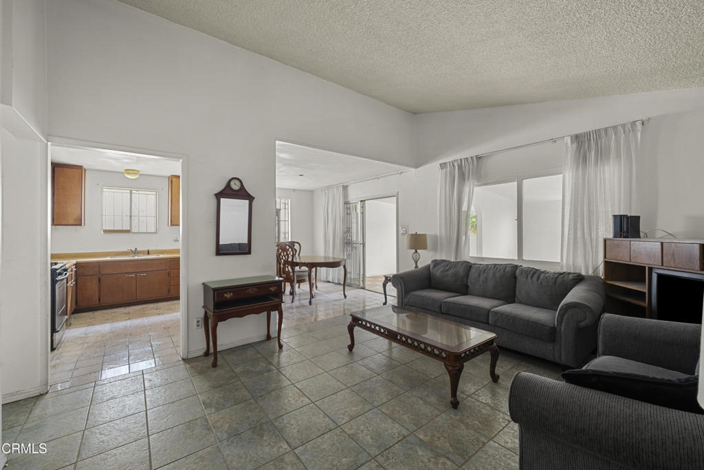 1601 South Ventura Road Oxnard, CA 93033 - Photo 2 of 32 1601 S Ventura Rd Oxnard (4)