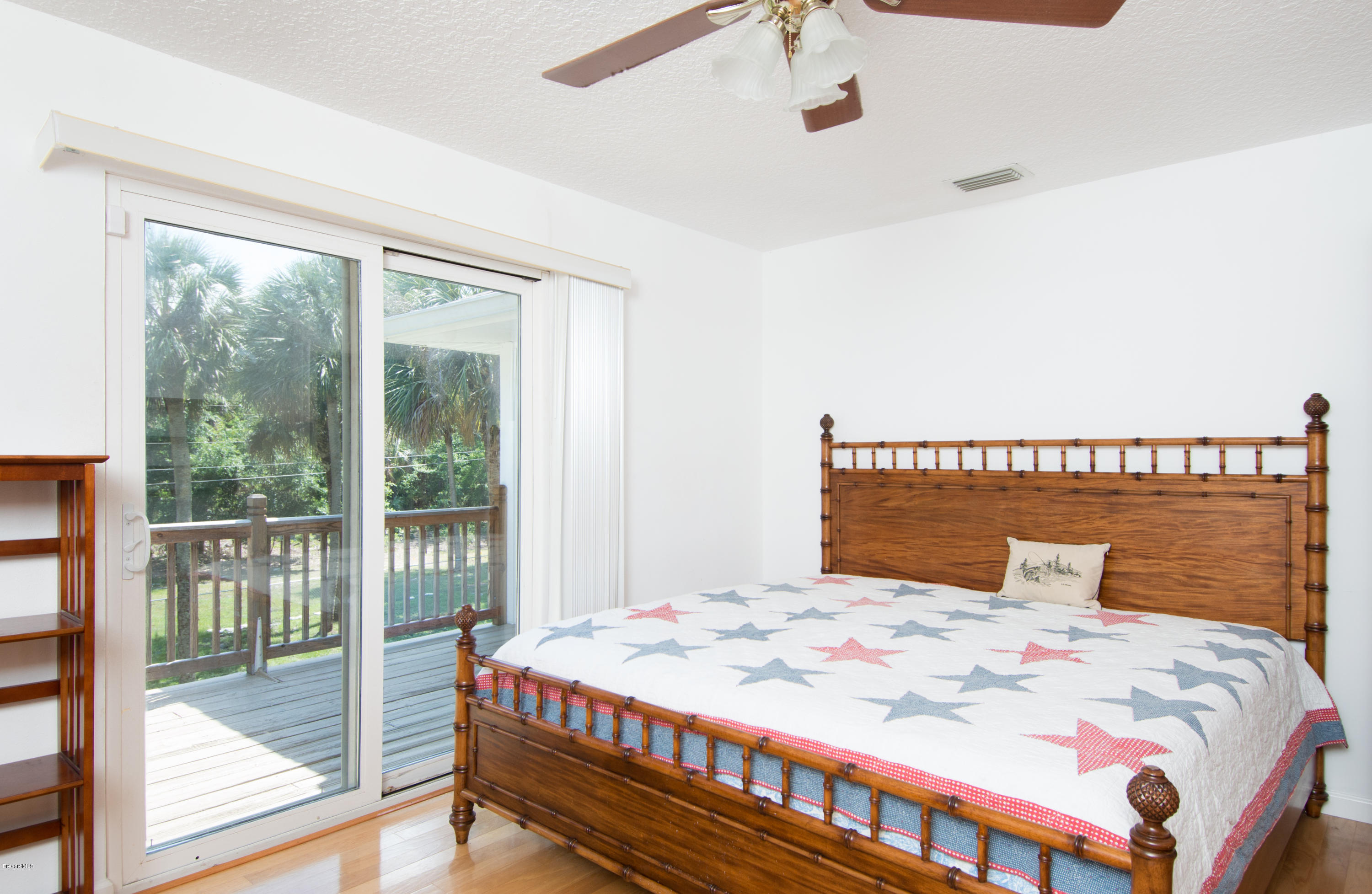 2523 Hooper Road Cocoa, FL 32926 - Photo 11 of 19 Large guest suite