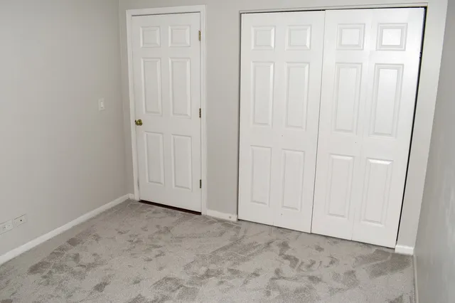 $249,900 | 1973 Crestview Circle, Romeoville, IL 60446