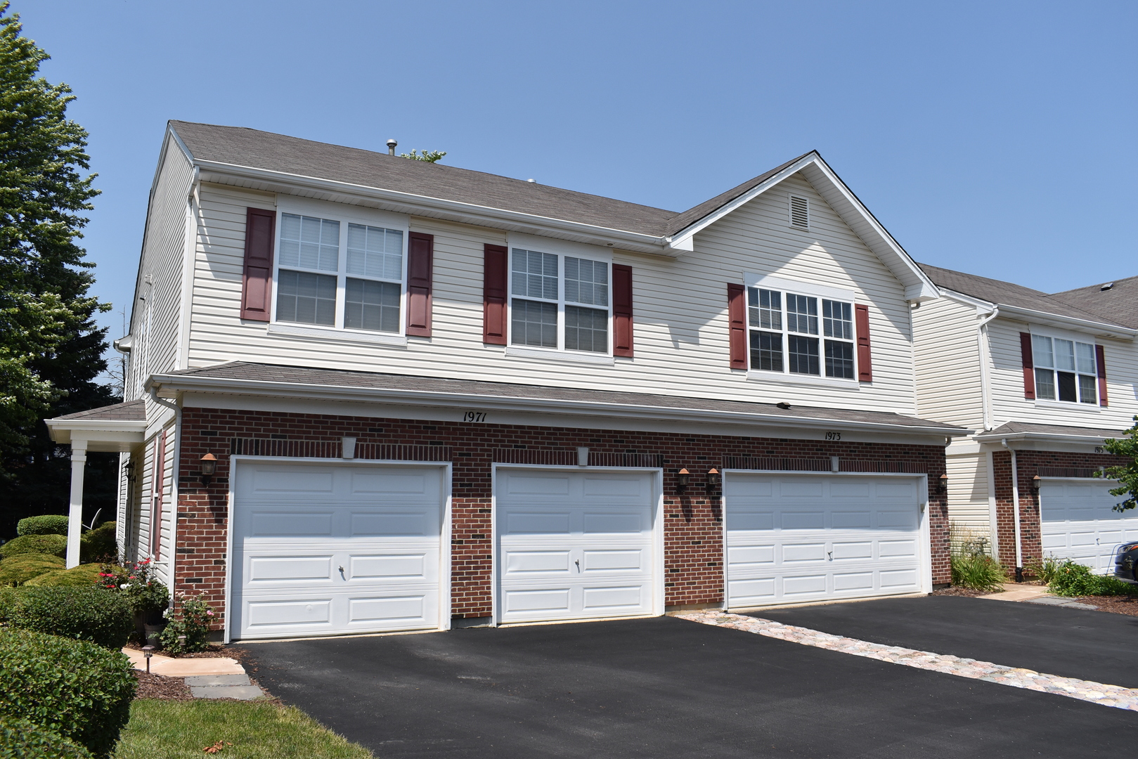 1973 Crestview Circle Romeoville, IL 60446 - Photo 6 of 26