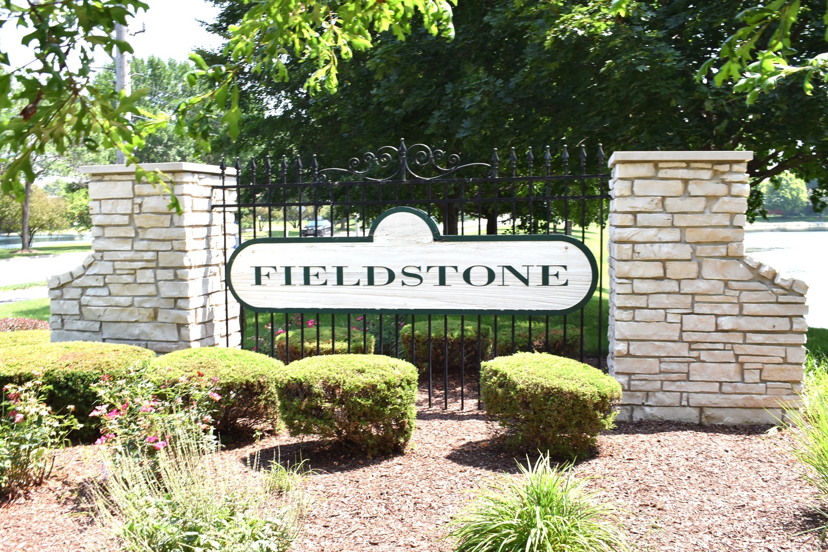 1973 Crestview Circle Romeoville, IL 60446 - Photo 7 of 26