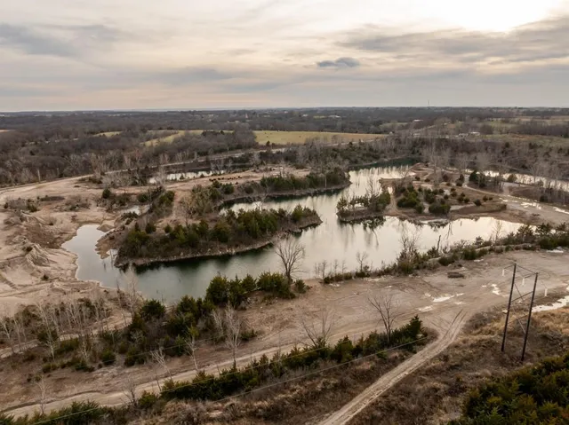 $3,952,000 | 35900 10th Highway, Rayville, MO 64084