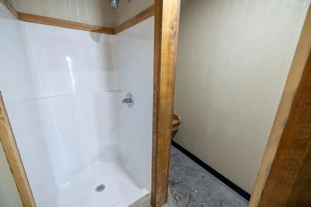 $3,952,000 | 35900 10th Highway, Rayville, MO 64084