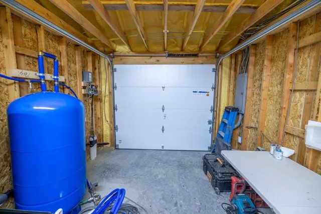 $3,952,000 | 35900 10th Highway, Rayville, MO 64084