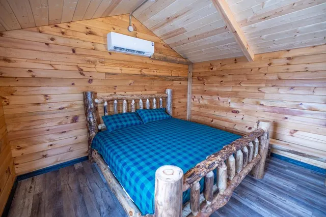 $3,952,000 | 35900 10th Highway, Rayville, MO 64084